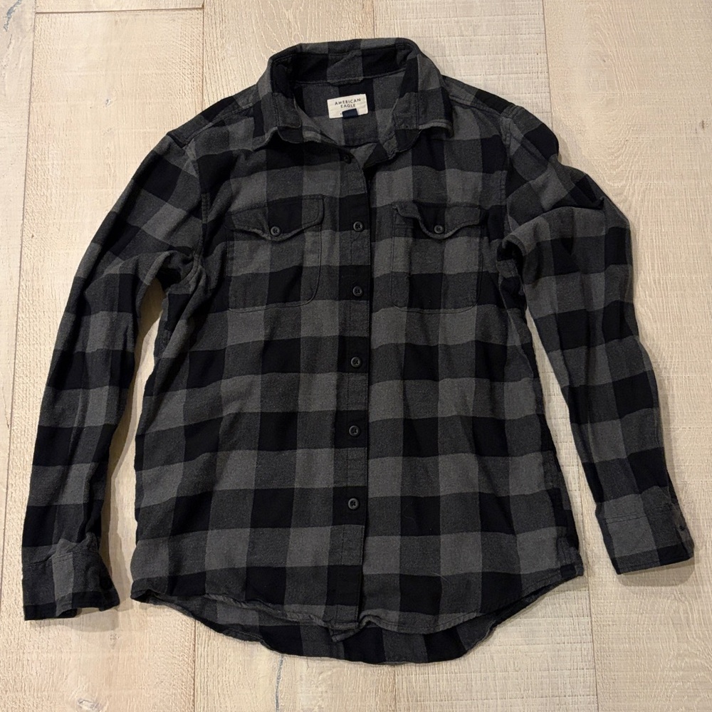American Eagle Outfitters Charcoal and Black Plaid Shirt